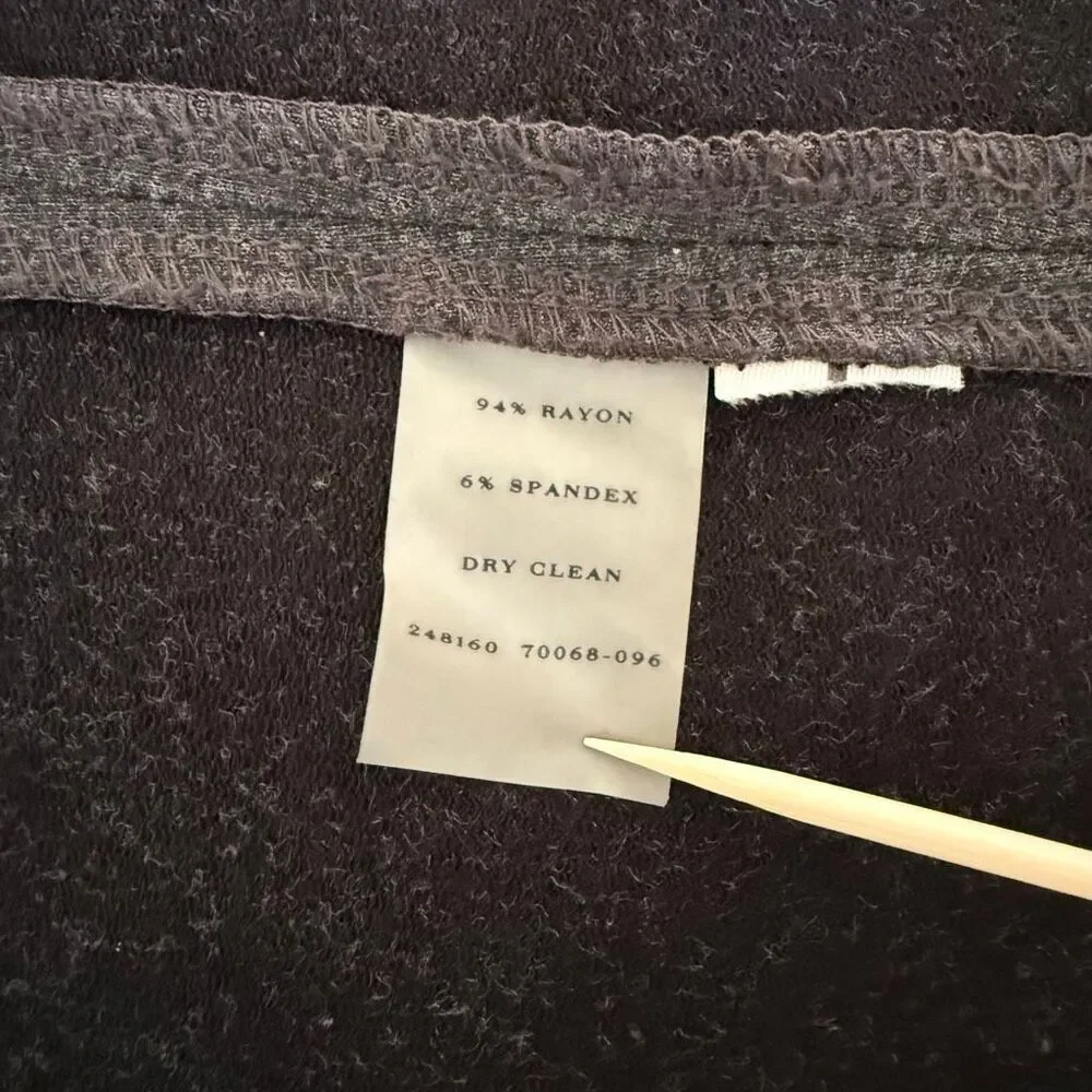 Ann Taylor | Charcoal Gray A-Line Knit Skirt | Size 6 | Rayon Blend